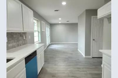 5914 Newquay Street, Houston, TX 77085 - Photo 25