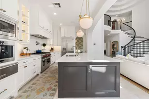 6433 Schiller St, Houston, TX 77055 - Photo 15