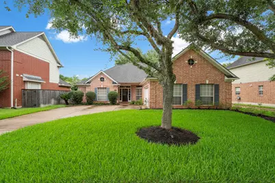 7319 Emerald Glen Drive, Sugar Land, TX 77479 - Photo 1