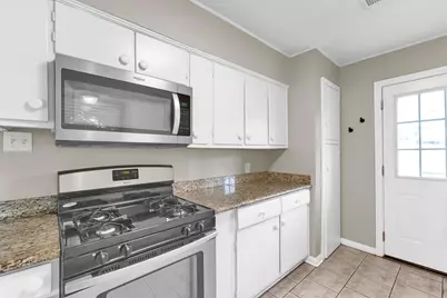 5330 Pagewood Lane, Houston, TX 77056 - Photo 19