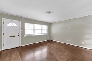 5330 Pagewood Ln, Houston, TX 77056 - Photo 9