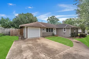 5330 Pagewood Ln, Houston, TX 77056 - Photo 1