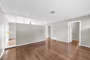 5330 Pagewood Ln, Houston, TX 77056 - Photo 13