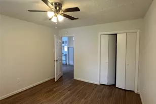 1522 N Thompson St, Conroe, TX 77301 - Photo 11