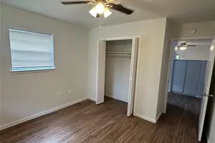 1522 N Thompson St, Conroe, TX 77301 - Photo 9