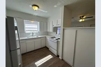 1522 N Thompson Street, Conroe, TX 77301 - Photo 7