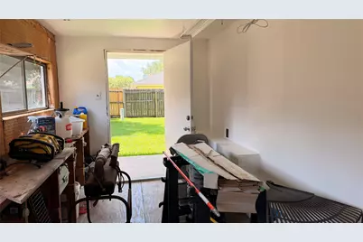7055 Shanahan Drive, Beaumont, TX 77706 - Photo 29