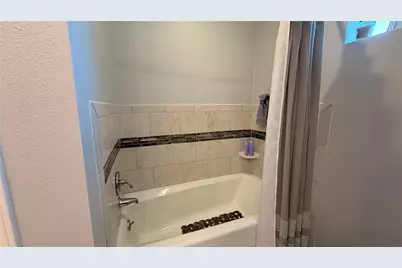 7055 Shanahan Drive, Beaumont, TX 77706 - Photo 25