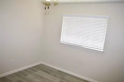 2511 Maple Tree Court, Stafford, TX 77477 - Photo 21