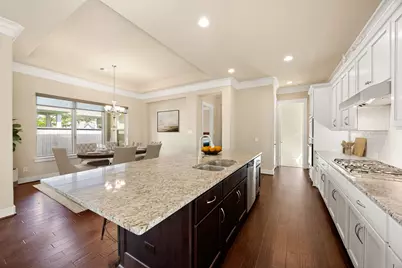 14 Kendrick Pines Boulevard, The Woodlands, TX 77389 - Photo 9
