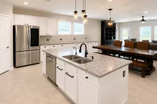 12001 New River Ct, Conroe, TX 77384 - Photo 3