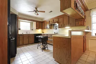 5522 Glenmere Ln, Spring, TX 77379 - Photo 15
