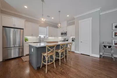 2604 Bevis Street #E, Houston, TX 77008 - Photo 15