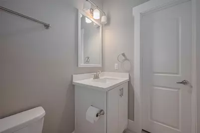 2604 Bevis Street #E, Houston, TX 77008 - Photo 13