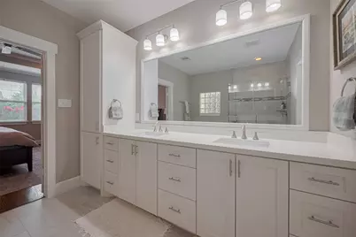 2604 Bevis Street #E, Houston, TX 77008 - Photo 41