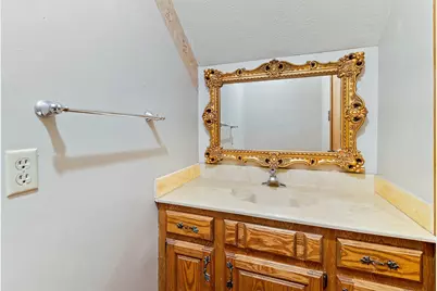 10703 Crestfield Court, Houston, TX 77070 - Photo 19