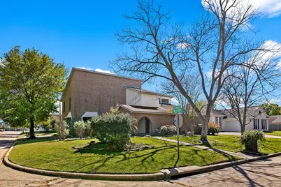 10703 Crestfield Court, Houston, TX 77070 - Photo 27