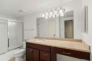 2700 Revere St, Houston, TX 77098 - Photo 13