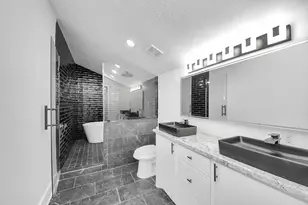 2518 Cochran St, Houston, TX 77009 - Photo 25