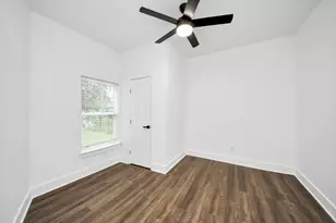 2518 Cochran St, Houston, TX 77009 - Photo 33