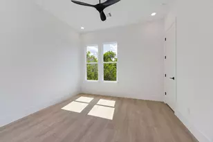 3319 Rogers St, Houston, TX 77022 - Photo 25