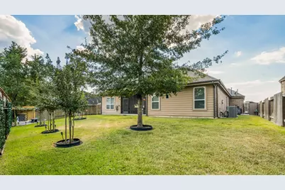 7588 Tyler Run Boulevard, Conroe, TX 77304 - Photo 31