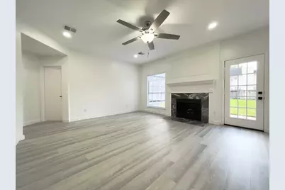 6438 Drake Elm Drive, Sugar Land, TX 77479 - Photo 5
