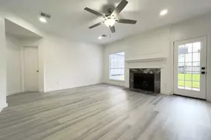 6438 Drake Elm Dr, Sugar Land, TX 77479 - Photo 5