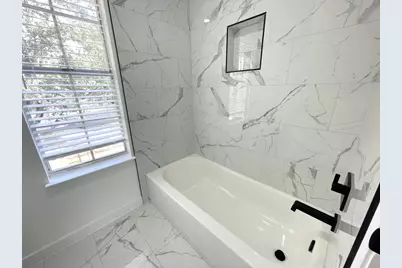 6438 Drake Elm Drive, Sugar Land, TX 77479 - Photo 15
