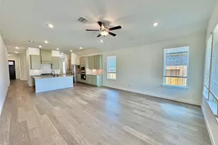 3315 Daily Harvest Dr, Pearland, TX 77581 - Photo 11