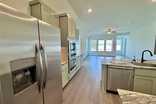3315 Daily Harvest Dr, Pearland, TX 77581 - Photo 5
