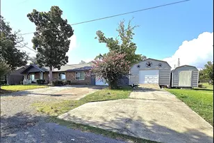 30 N Terrace Dr, Point Blank, TX 77364 - Photo 7