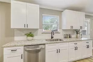 8333 Lanham Ln, Houston, TX 77075 - Photo 5