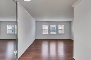 5230 Arboles Dr, Houston, TX 77035 - Photo 11