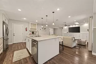 11102 Hillcroft Ave, Houston, TX 77096 - Photo 17