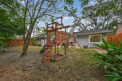 11102 Hillcroft Avenue, Houston, TX 77096 - Photo 47