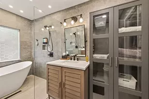 11102 Hillcroft Ave, Houston, TX 77096 - Photo 27