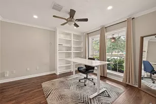 11102 Hillcroft Ave, Houston, TX 77096 - Photo 23