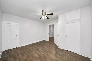 1213 28th St, Galveston, TX 77550 - Photo 5