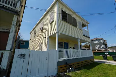 1213 28th Street, Galveston, TX 77550 - Photo 3