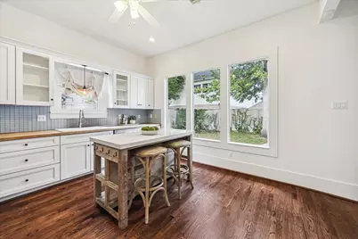 1506 Indiana Street, Houston, TX 77006 - Photo 11