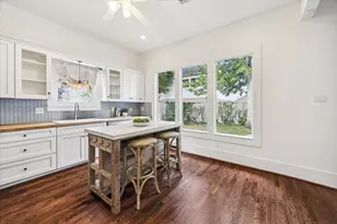 1506 Indiana St, Houston, TX 77006 - Photo 11