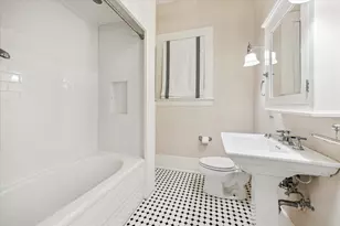 1506 Indiana St, Houston, TX 77006 - Photo 23