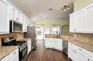 25403 Elm Green St St, Spring, TX 77373 - Photo 5
