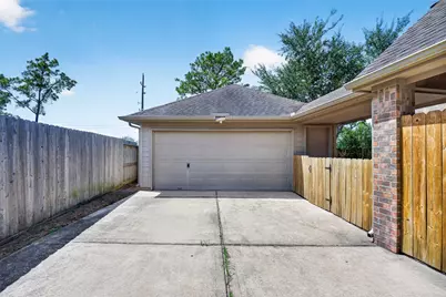 1608 Spring Glen Lane, Pearland, TX 77581 - Photo 35