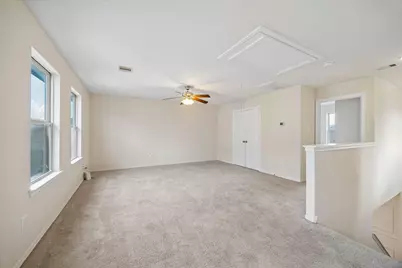 9735 Raisbeck, Houston, TX 77044 - Photo 5