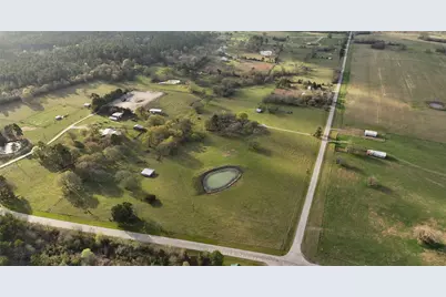 20136 Moriarty Road, Richards, TX 77873 - Photo 9