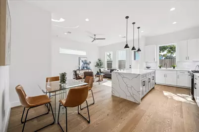 7710 Sky Dweller Drive, Houston, TX 77055 - Photo 13