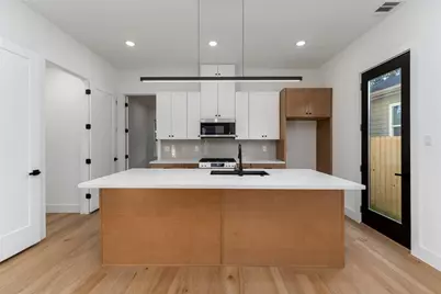 4353 Aledo Street #B, Houston, TX 77051 - Photo 7