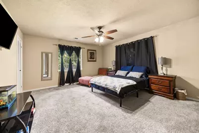 2210 S Memorial Court, Pasadena, TX 77502 - Photo 17